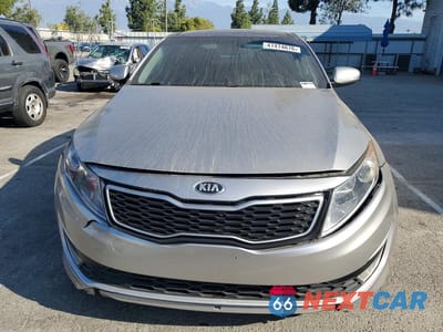 Piąte zdjęcie samochodu w środku: 2013 KIA OPTIMA HYBRID EX VIN:KNAGM4AD7D5059192 - miniatura