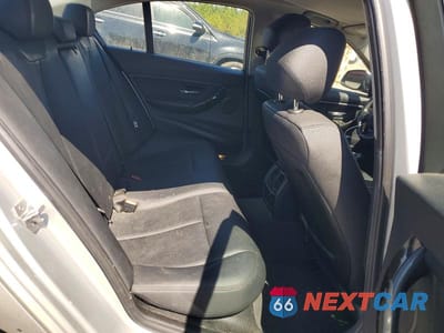 Zdjęcie 10 z 11 samochodu: 2016 BMW 320 I VIN:WBA8E1G54GNT38295 - miniatura