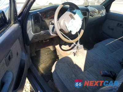 Zdjęcie 8 z 12 samochodu: 1998 TOYOTA TACOMA BASE VIN:4TANL42N1WZ048023 - miniatura