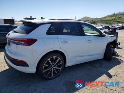 Trzecie zdjęcie samochodu z tyłu: 2025 AUDI Q4 E-TRON PREMIUM PLUS VIN:WA1B5BFZ8SP066585 - miniatura