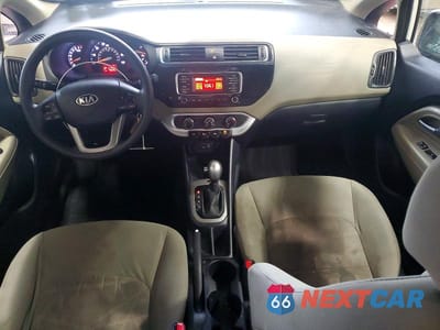 Zdjęcie 8 z 12 samochodu: 2017 KIA RIO LX VIN:KNADM4A37H6098780 - miniatura