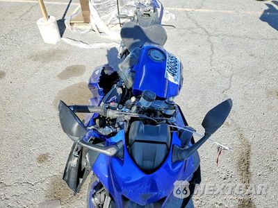 Piąte zdjęcie samochodu w środku: 2023 YAMAHA YZFR7 VIN:JYARM38E6PA005734 - miniatura