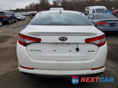 Zdjęcie 6 z 12 samochodu: 2012 KIA OPTIMA HYBRID LX VIN:KNAGM4AD9C5019081 - miniatura