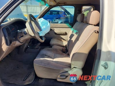 Zdjęcie 7 z 13 samochodu: 1998 TOYOTA TACOMA BASE VIN:4TAVL52NXWZ112033 - miniatura