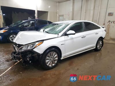 2017 HYUNDAI SONATA HYBRID SE KMHE24L18HA058080 - główne zdjęcie licytacji z USA - miniatura