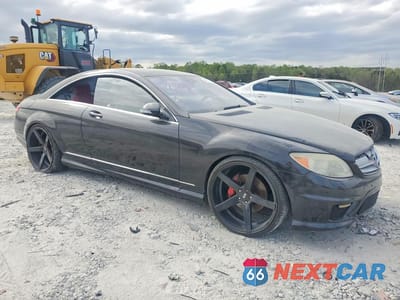 Czwarte zdjęcie samochodu z boku: 2007 MERCEDES-BENZ CL 550 VIN:WDDEJ71X87A001768 - miniatura