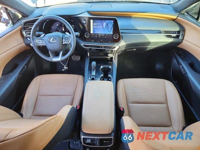 Zdjęcie 8 z 11 samochodu: 2025 LEXUS RX 350 BASE VIN:2T2BAMBA1SC056150 - miniatura