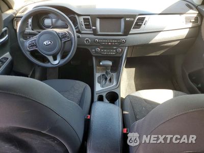 Zdjęcie 8 z 12 samochodu: 2018 KIA NIRO LX VIN:KNDCB3LC8J5155625 - miniatura