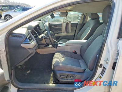 Zdjęcie 7 z 12 samochodu: 2022 TOYOTA CAMRY LE VIN:4T1C11AK1NU712142 - miniatura