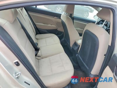 Zdjęcie 10 z 11 samochodu: 2017 HYUNDAI ELANTRA SE VIN:5NPD74LF3HH141275 - miniatura