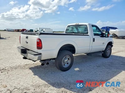 Czwarte zdjęcie samochodu z boku: 2015 FORD F350 SUPER DUTY VIN:1FTRF3BT3FED40415 - miniatura