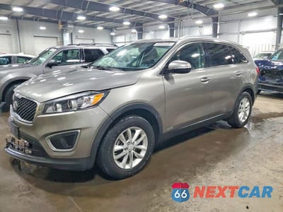 2016 KIA SORENTO LX 5XYPGDA38GG037604 - główne zdjęcie licytacji z USA - miniatura
