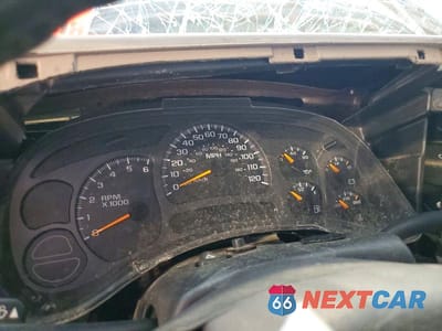 Zdjęcie 9 z 11 samochodu: 2004 CHEVROLET SILVERADO K1500 VIN:2GCEK13T341411284 - miniatura