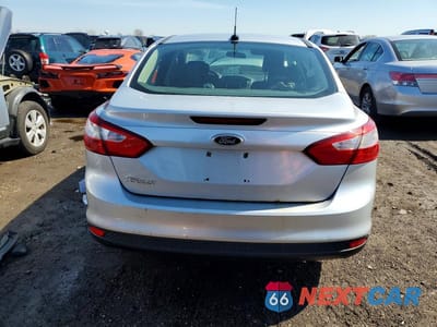 Zdjęcie 6 z 11 samochodu: 2012 FORD FOCUS S VIN:1FAHP3E2XCL277581 - miniatura