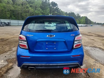 Zdjęcie 6 z 11 samochodu: 2020 CHEVROLET SONIC LT VIN:1G1JD6SB9L4140659 - miniatura