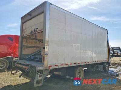 Trzecie zdjęcie samochodu z tyłu: 2024 ISUZU NRR VIN:JALE5W161R7310612 - miniatura