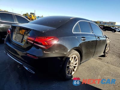 Trzecie zdjęcie samochodu z tyłu: 2019 MERCEDES-BENZ A 220 VIN:WDD3G4EB8KW027866 - miniatura