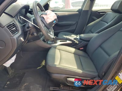 Zdjęcie 7 z 15 samochodu: 2015 BMW X1 SDRIVE28I VIN:WBAVM1C52FV498802 - miniatura