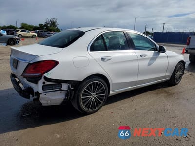Trzecie zdjęcie samochodu z tyłu: 2020 MERCEDES-BENZ C 300 VIN:55SWF8DB2LU333324 - miniatura
