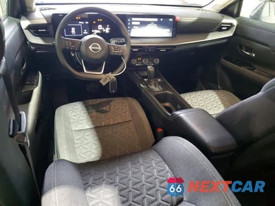 Zdjęcie 8 z 13 samochodu: 2025 NISSAN KICKS SV VIN:3N8AP6CB1SL394621 - miniatura