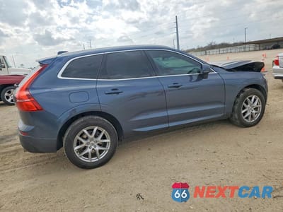 Trzecie zdjęcie samochodu z tyłu: 2019 VOLVO XC60 T5 MOMENTUM VIN:LYV102DK2KB288864 - miniatura