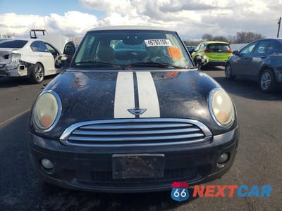 Piąte zdjęcie samochodu w środku: 2007 MINI COOPER VIN:WMWMF33547TL77087 - miniatura