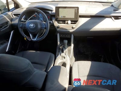 Zdjęcie 8 z 12 samochodu: 2024 TOYOTA COROLLA CROSS LE VIN:7MUCAABGXRV117174 - miniatura