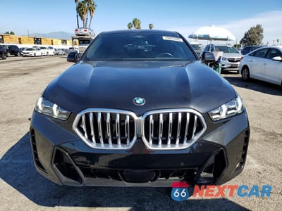 Piąte zdjęcie samochodu w środku: 2024 BMW X6 XDRIVE40I VIN:5UX33EX00R9S41071 - miniatura