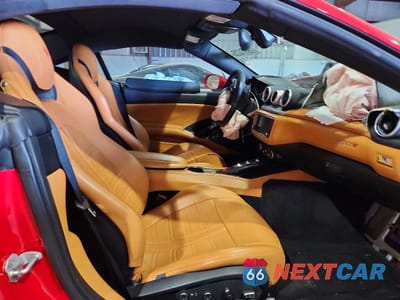 Zdjęcie 10 z 11 samochodu: 2015 FERRARI CALIFORNIA T VIN:ZFF77XJA5F0204488 - miniatura