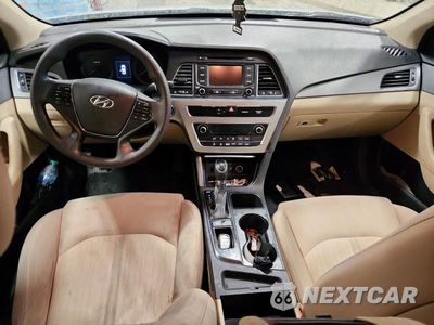 Zdjęcie 8 z 11 samochodu: 2016 HYUNDAI SONATA HYBRID SE VIN:KMHE24L12GA024831 - miniatura
