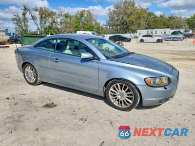 Czwarte zdjęcie samochodu z boku: 2007 VOLVO C70 T5 VIN:YV1MC68277J011514 - miniatura