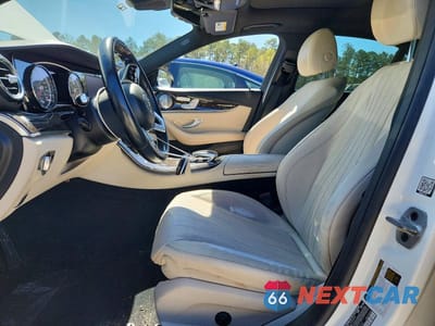 Zdjęcie 7 z 11 samochodu: 2019 MERCEDES-BENZ E 300 VIN:WDDZF4JB9KA509343 - miniatura