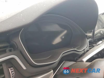 Zdjęcie 9 z 12 samochodu: 2024 AUDI A5 PREMIUM 45 VIN:WAUDACF56RA100479 - miniatura