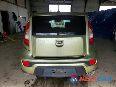 Zdjęcie 6 z 12 samochodu: 2013 KIA SOUL BASE VIN:KNDJT2A58D7550061 - miniatura