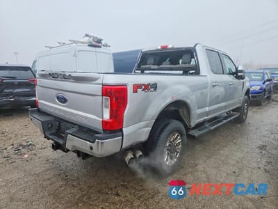 Trzecie zdjęcie samochodu z tyłu: 2019 FORD F350 SUPER DUTY VIN:1FT8W3BT4KEE19789 - miniatura