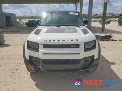 Piąte zdjęcie samochodu w środku: 2023 LAND ROVER DEFENDER 110 X-DYNAMIC SE VIN:SALE27EU9P2121055 - miniatura
