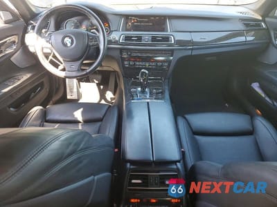 Zdjęcie 8 z 12 samochodu: 2014 BMW 750 LXI VIN:WBAYF8C57ED653767 - miniatura