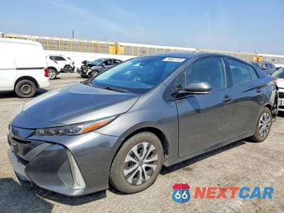 2020 TOYOTA PRIUS PRIME LE JTDKARFP9L3160007 - główne zdjęcie licytacji z USA - miniatura