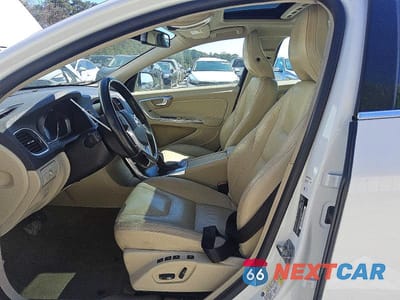 Zdjęcie 7 z 11 samochodu: 2014 VOLVO S60 T5 VIN:YV1612FS0E2277426 - miniatura