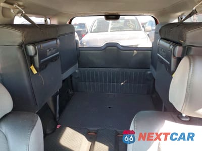 Zdjęcie 10 z 14 samochodu: 2004 HONDA ELEMENT DX VIN:5J6YH18224L008428 - miniatura