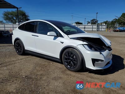 Czwarte zdjęcie samochodu z boku: 2024 TESLA MODEL X VIN:7SAXCDE54RF448065 - miniatura