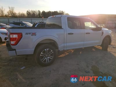 Trzecie zdjęcie samochodu z tyłu: 2021 FORD F150 SUPERCREW VIN:1FTFW1E51MKE85942 - miniatura