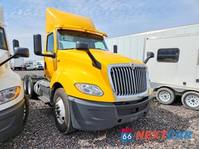 2019 INTERNATIONAL LT625 SEMI TRUCK 3HSDZTZR8KN729018 - główne zdjęcie licytacji z USA - miniatura