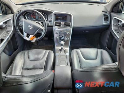 Zdjęcie 8 z 13 samochodu: 2014 VOLVO XC60 T6 VIN:YV4902DZXE2554683 - miniatura
