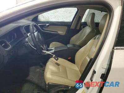 Zdjęcie 7 z 11 samochodu: 2018 VOLVO S60 INSCRIPTION VIN:LYV402TK8JB165079 - miniatura