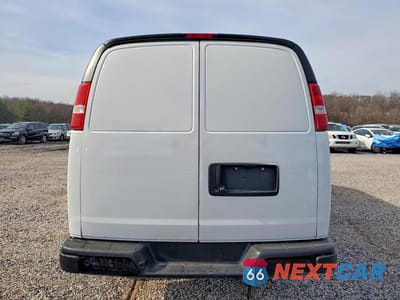 Zdjęcie 6 z 13 samochodu: 2023 GMC SAVANA G2500 VIN:1GTW7BFP8P1134362 - miniatura