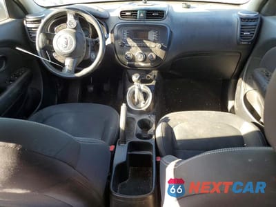 Zdjęcie 8 z 12 samochodu: 2014 KIA SOUL BASE VIN:KNDJN2A22E7062581 - miniatura
