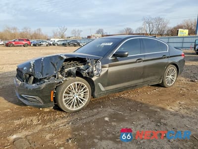 2019 BMW 540 XI WBAJE7C52KWW18844 - główne zdjęcie licytacji z USA - miniatura