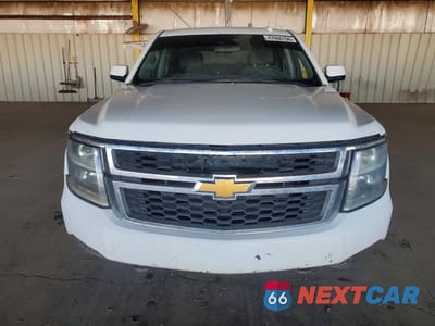 Piąte zdjęcie samochodu w środku: 2019 CHEVROLET TAHOE SPECIAL SERVICE 4WD VIN:1GNSKFEC7KR128752 - miniatura