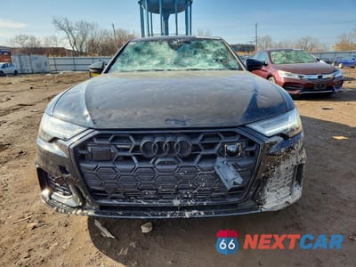 Piąte zdjęcie samochodu w środku: 2025 AUDI A6 PRESTIGE VIN:WAUM2BF25SN025950 - miniatura